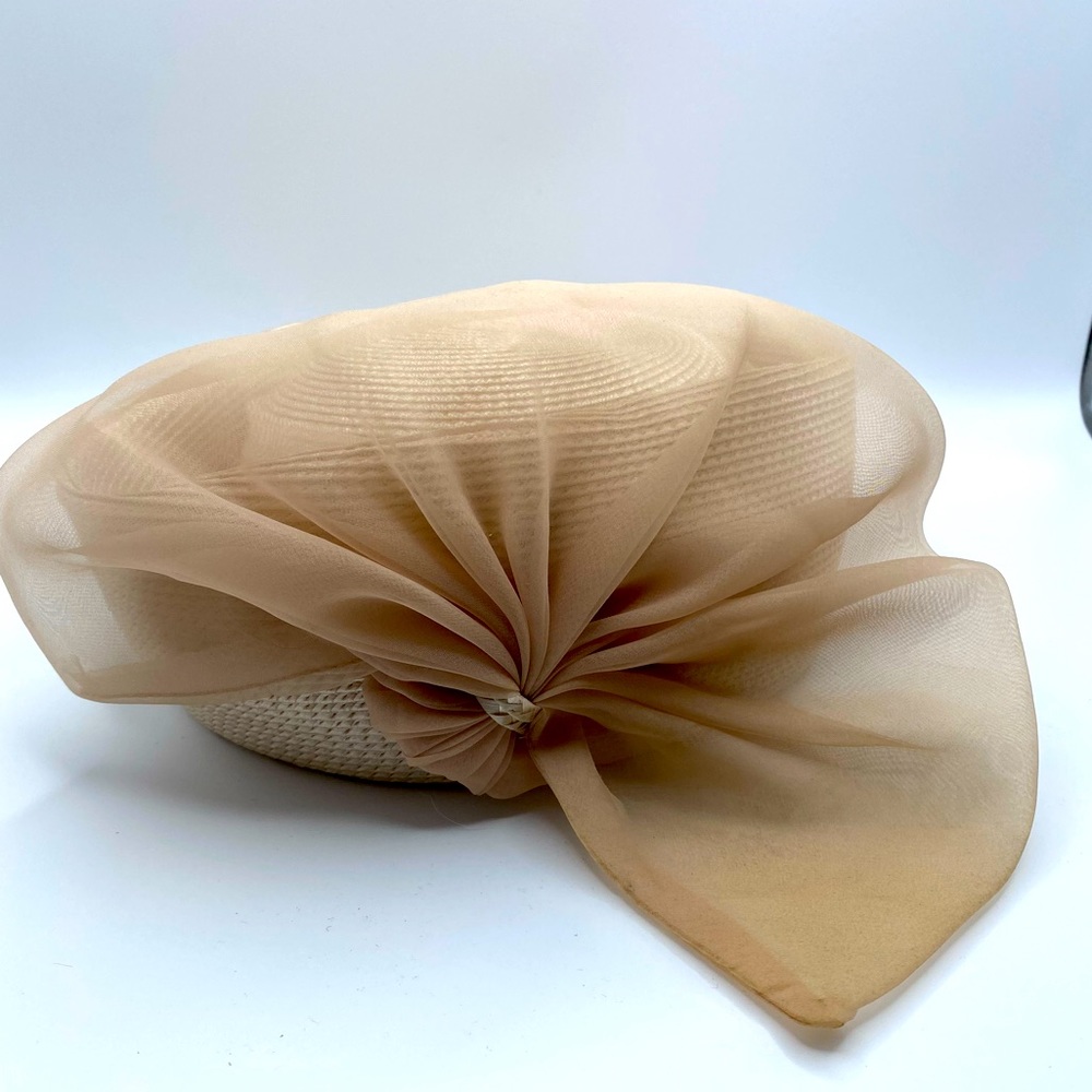 Vintage Russell Scott beige hat